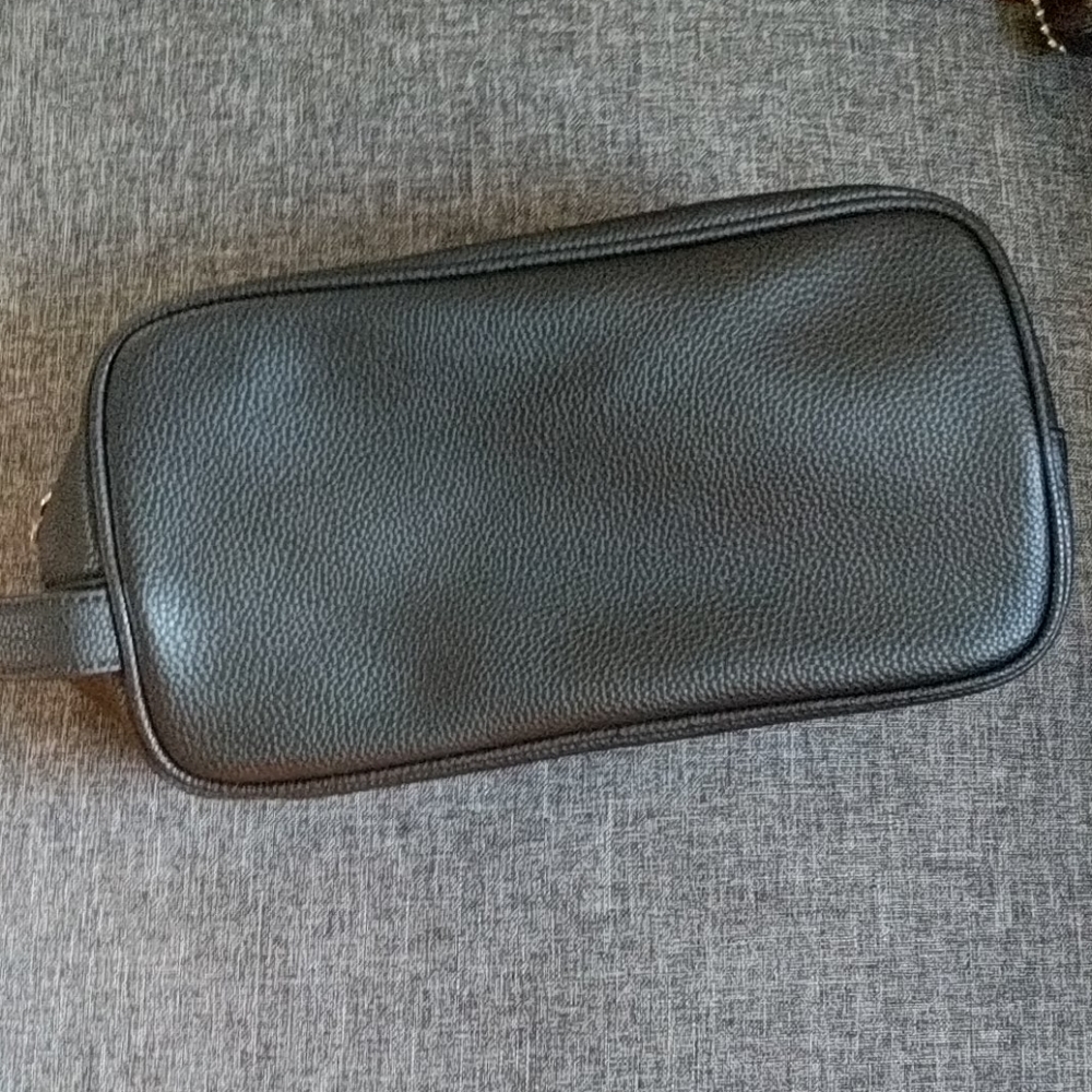 Jewell by thirty one travel bag